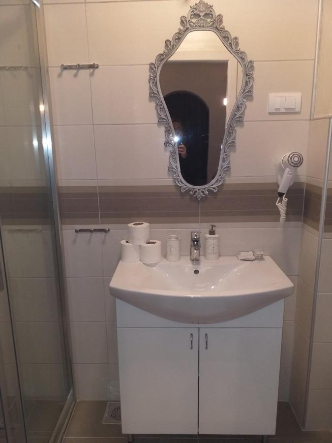Zeravica Rooms B&B Sremski Karlovci Buitenkant foto