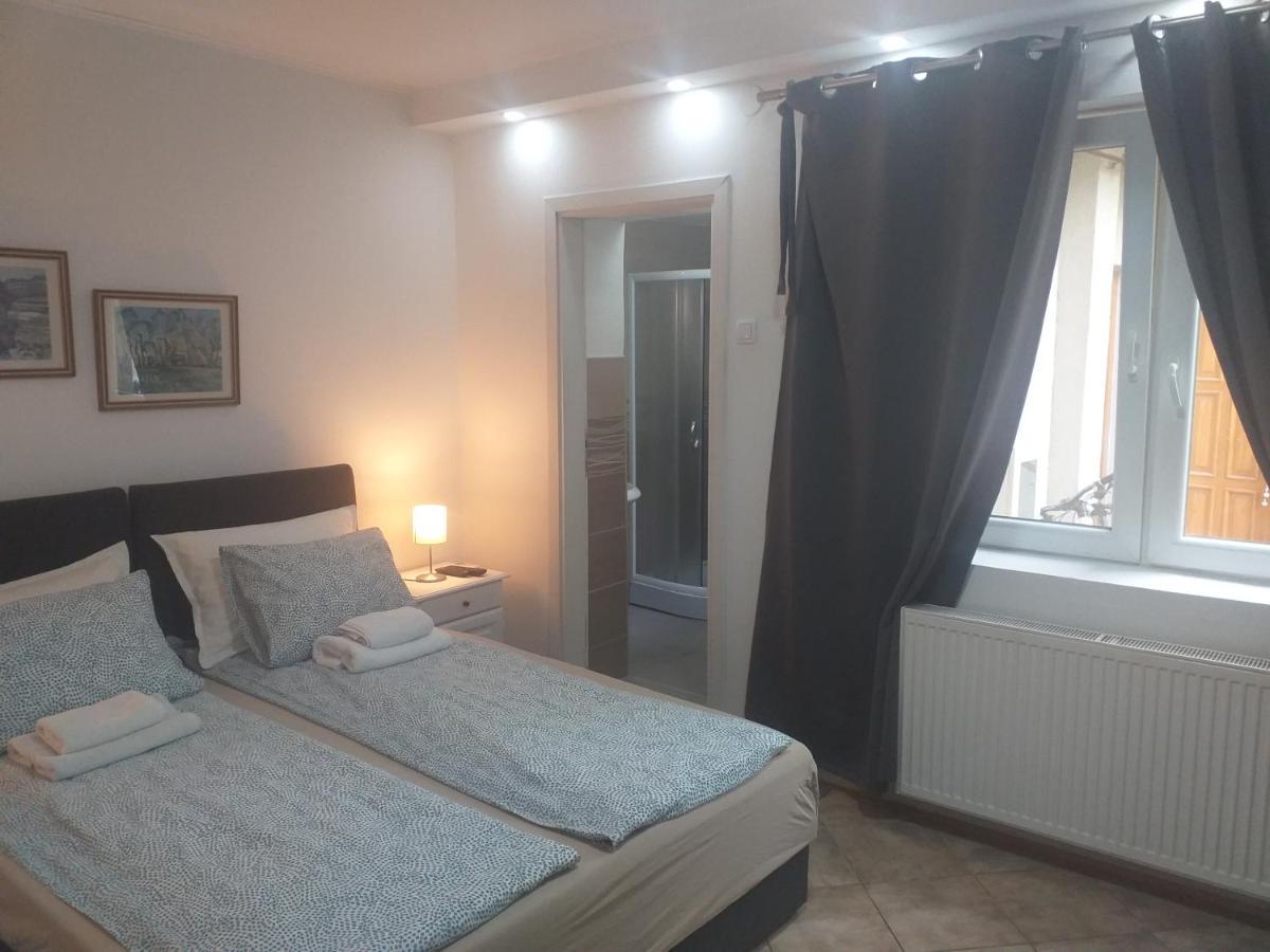 Zeravica Rooms B&B Sremski Karlovci Buitenkant foto