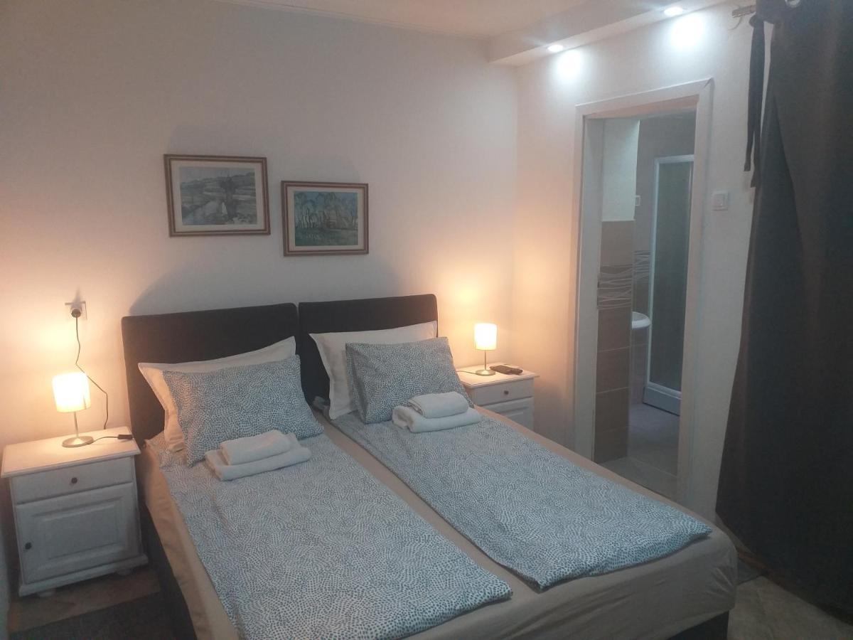 Zeravica Rooms B&B Sremski Karlovci Buitenkant foto