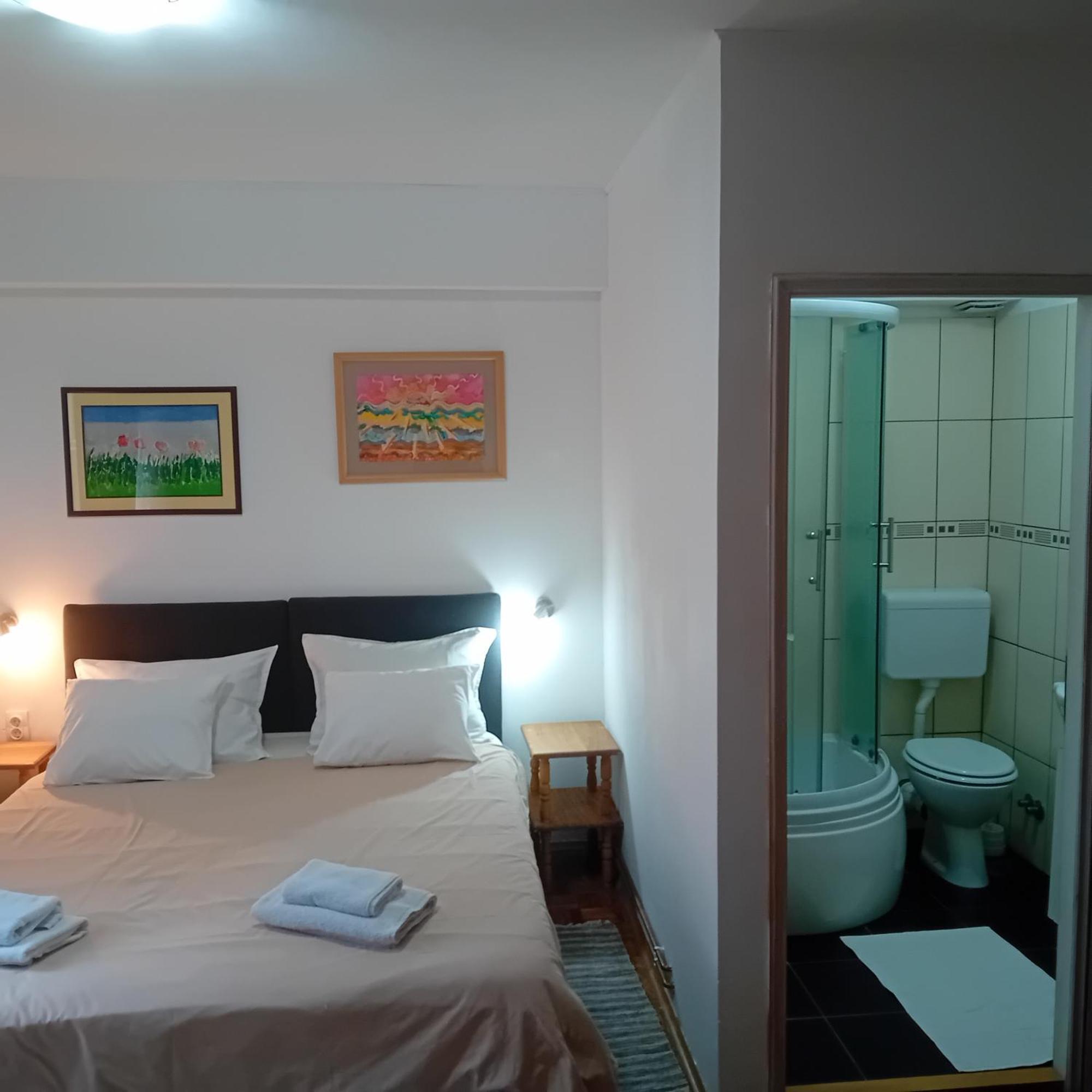 Zeravica Rooms B&B Sremski Karlovci Buitenkant foto
