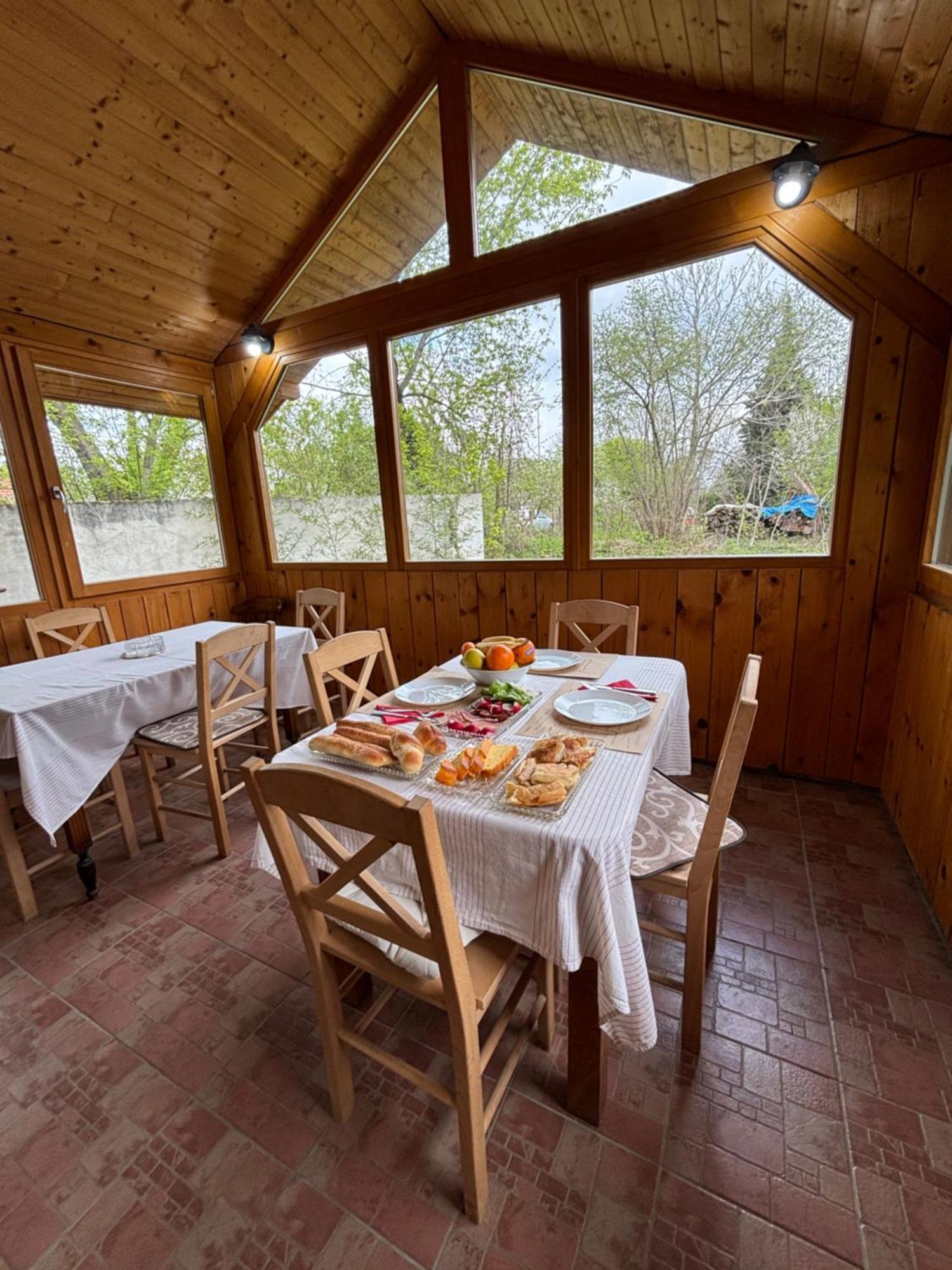 Zeravica Rooms B&B Sremski Karlovci Buitenkant foto